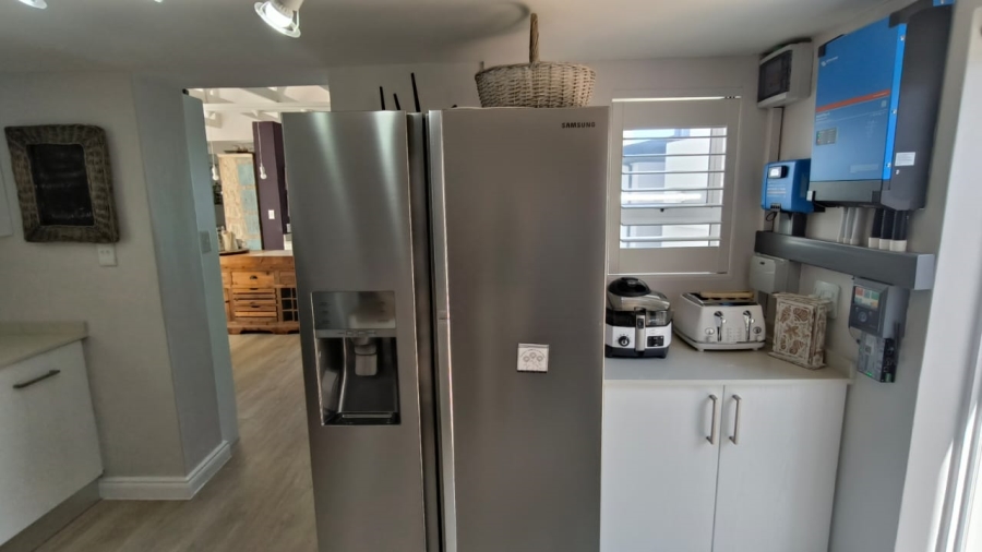 4 Bedroom Property for Sale in Dana Bay Western Cape